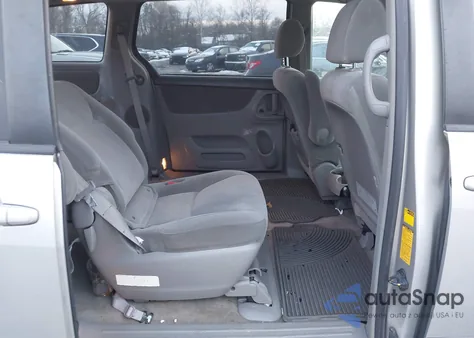 2005 Toyota Sienna Le из США, поврежденный, VIN 5TDZA23C35S254053